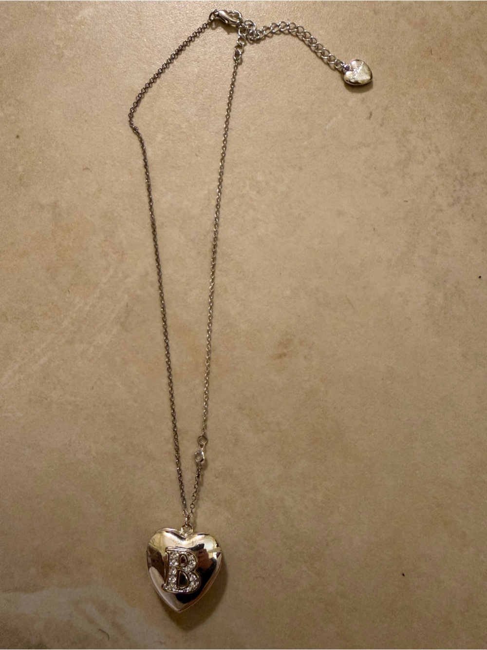 Y2K Betsy Johnson “B” initial necklace